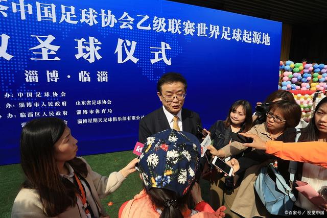 房海燕与倪琳的真实关系：同事情谊与风格对比